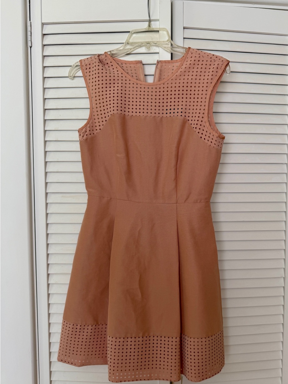 J Crew Sleeveless Perforated Detail Fit-and-Flare Dress in Dusty Rose size 0
